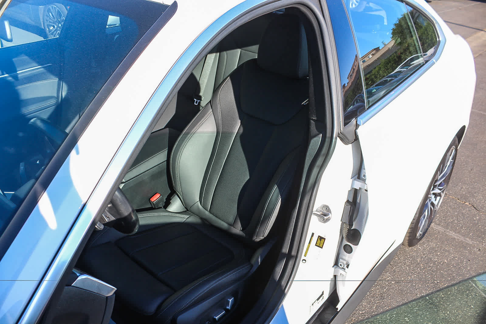Used 2024 BMW 430i Gran Coupe w/ Convenience Package RWD image 25