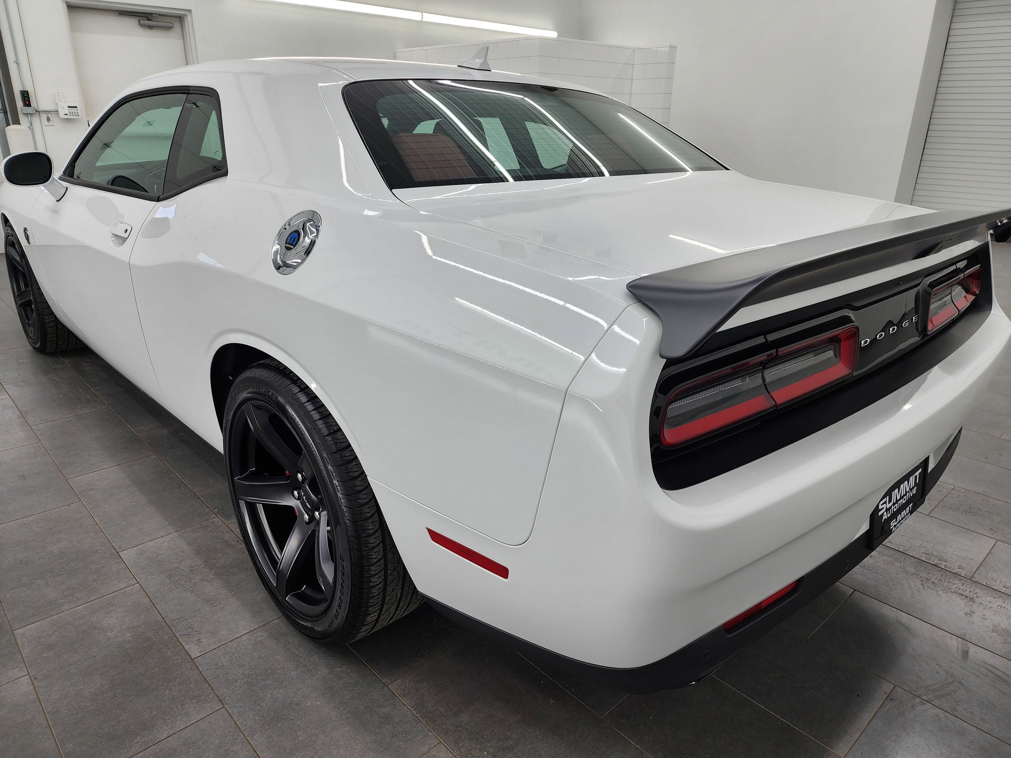 Used 2019 Dodge Challenger SRT Hellcat Redeye image 6
