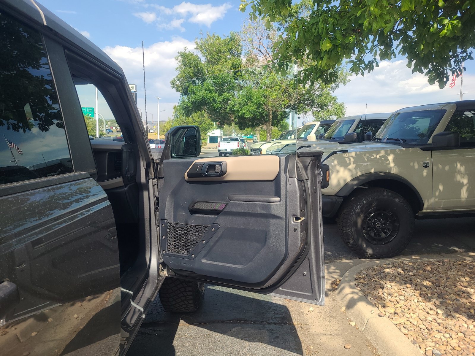 Certified 2024 Ford Bronco Wildtrak AWD/4WD image 16