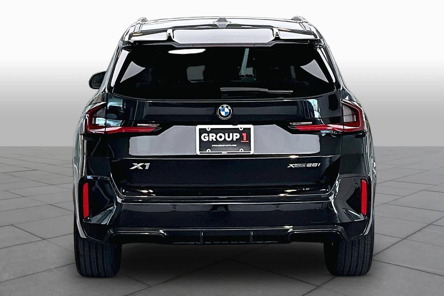 Used 2026 BMW X1 xDrive28i w/ M Sport Package AWD/4WD image 5