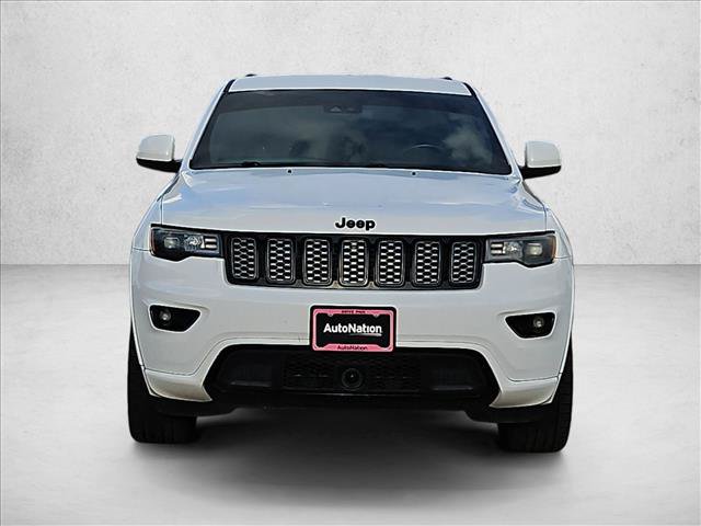 Used 2020 Jeep Grand Cherokee Altitude AWD/4WD image 2