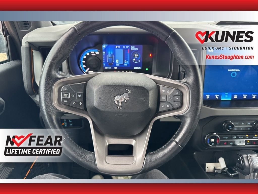 Used 2023 Ford Bronco Badlands image 23