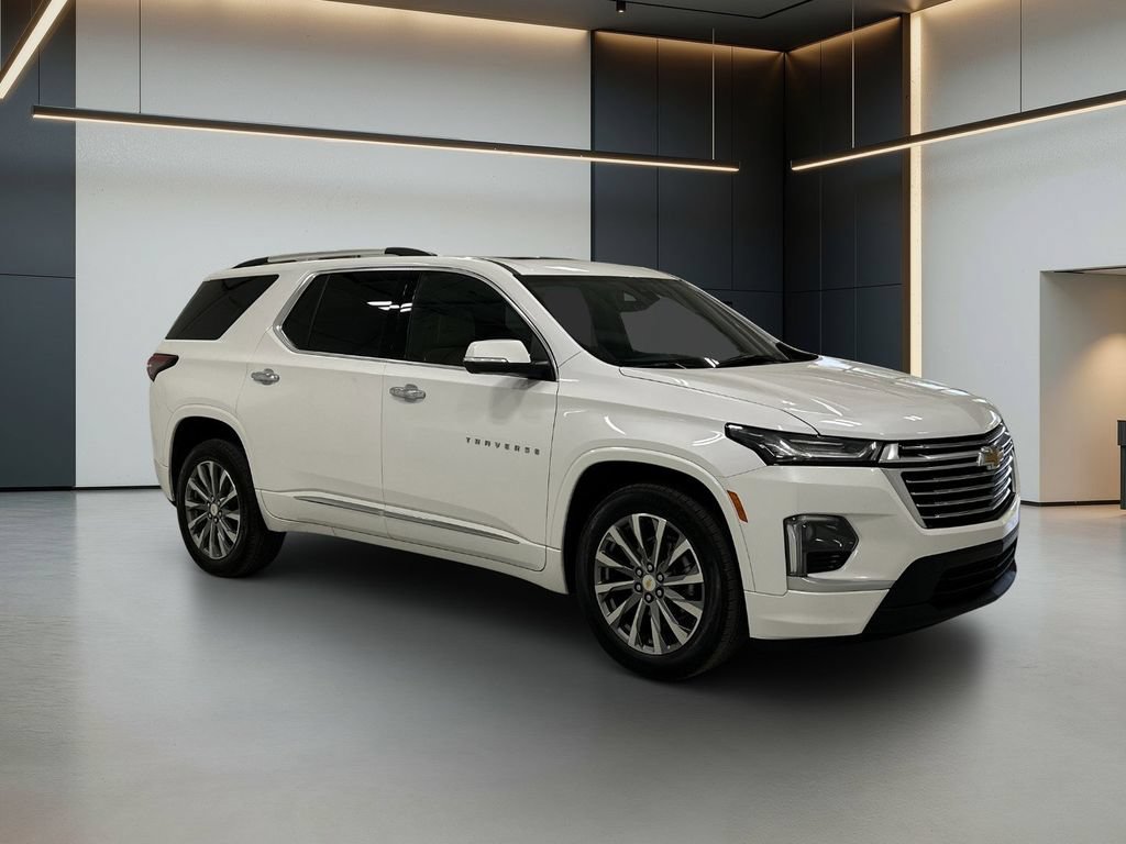 Used 2023 Chevrolet Traverse Premier FWD image 8