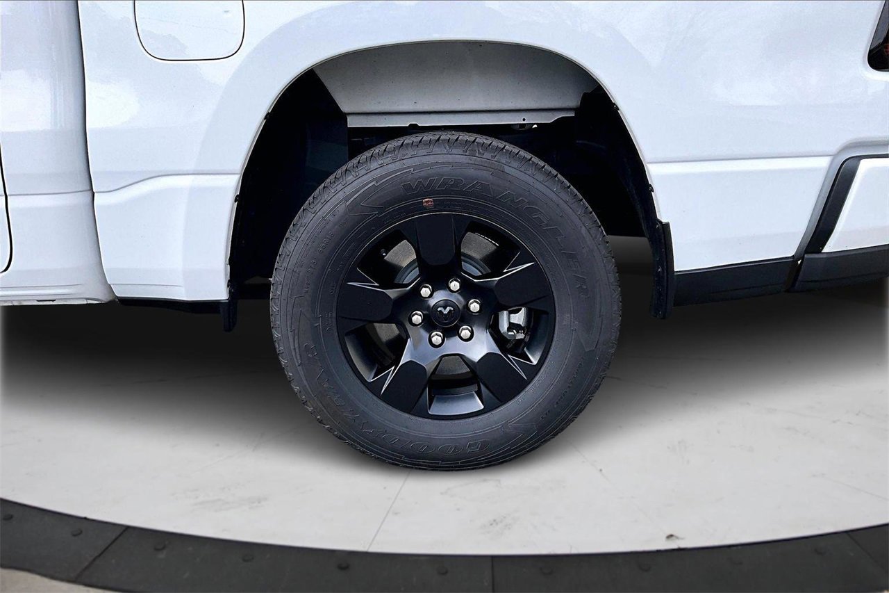 Certified 2025 RAM 1500 Tradesman w/ Night Edition image 33