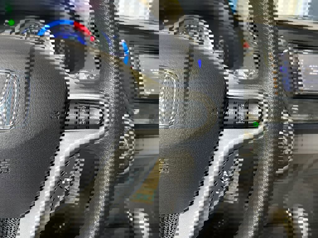 Used 2010 Honda Insight EX image 17