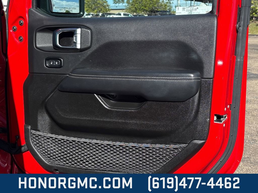 Used 2023 Jeep Gladiator Overland image 23