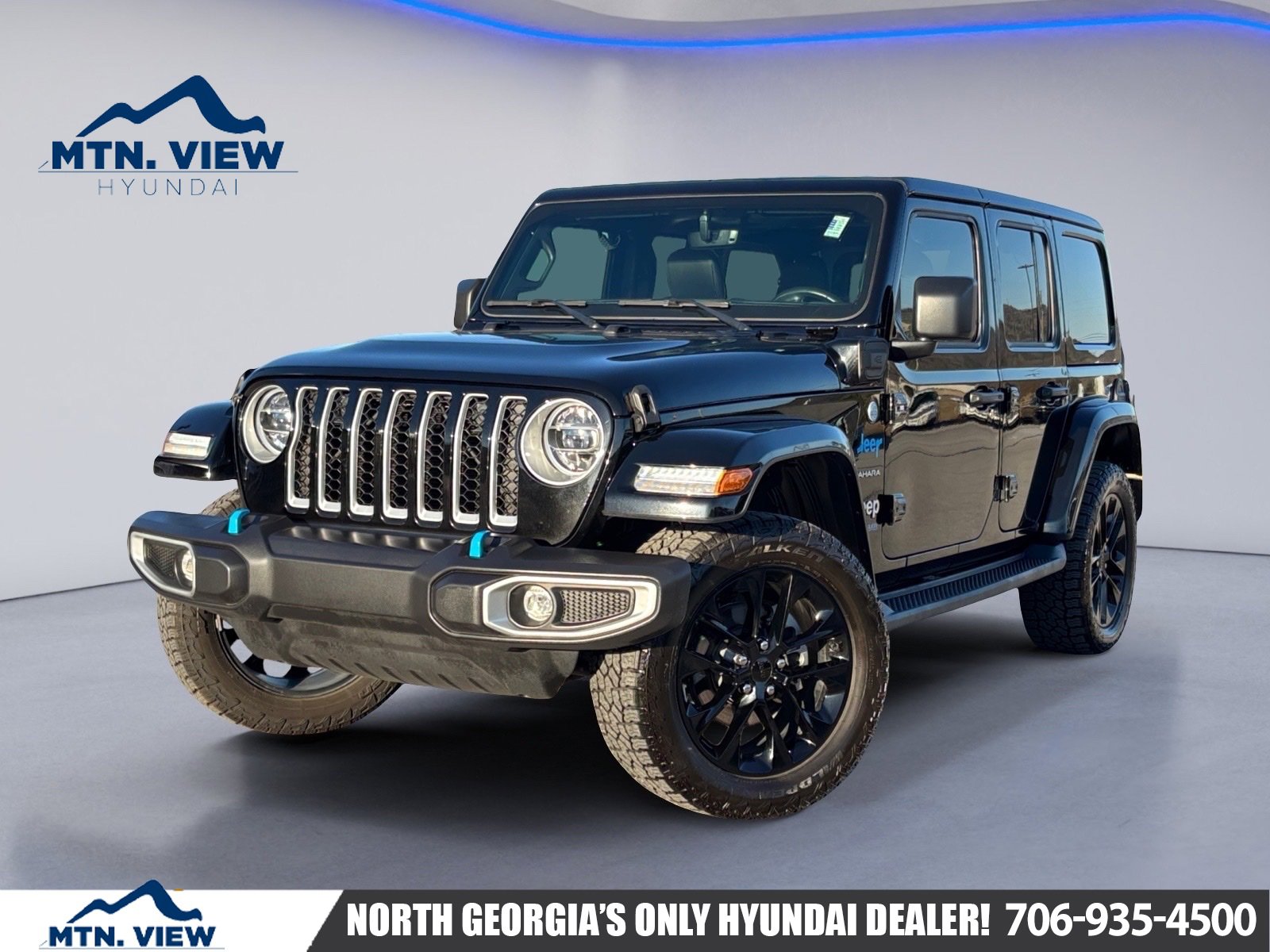 Used 2022 Jeep Wrangler Unlimited Sahara w/ Cold Weather Group image 1
