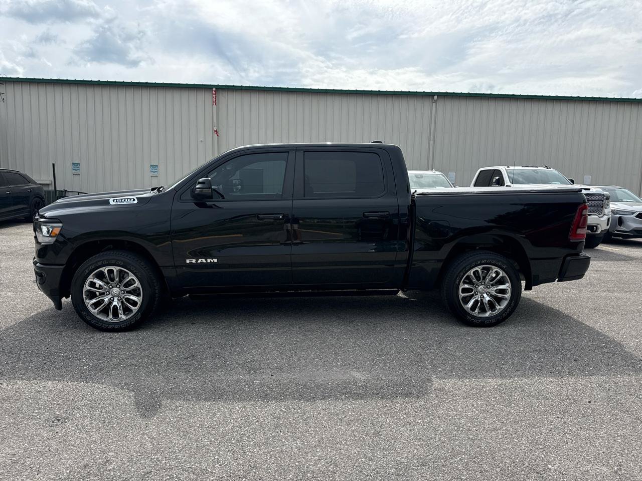 Used 2023 RAM 1500 Laramie RWD image 8