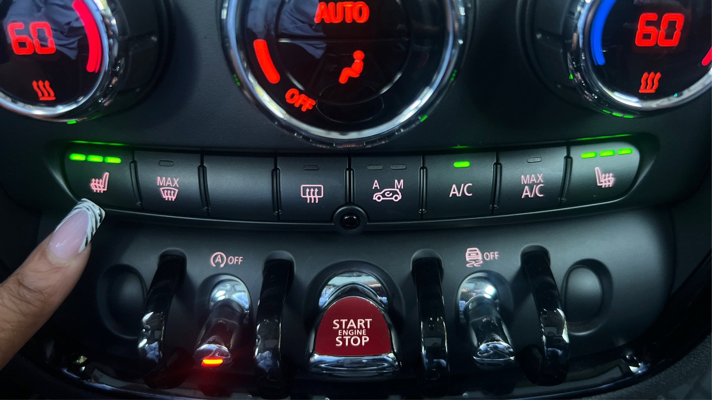 Used 2017 MINI Cooper Clubman S image 37