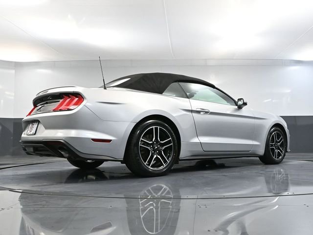 Used 2018 Ford Mustang Premium w/ Equipment Group 201A image 48