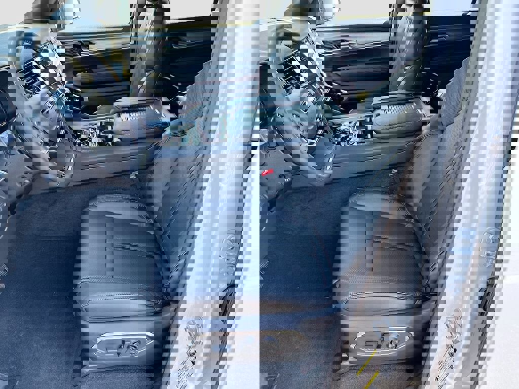 New 2026 Jeep Grand Wagoneer L Limited image 24