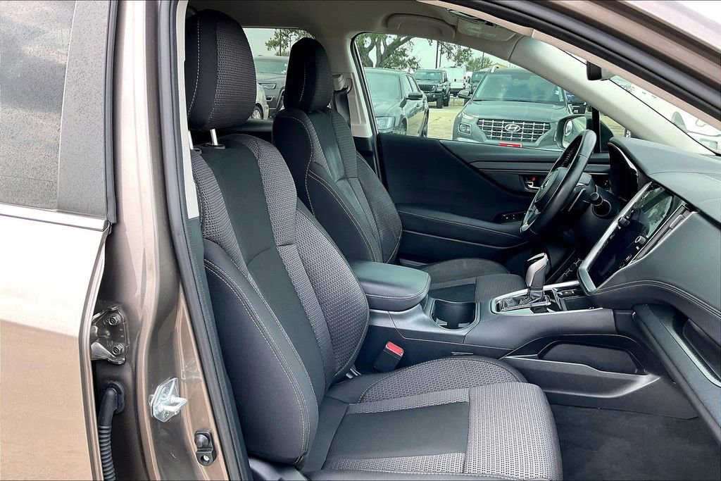 Used 2022 Subaru Outback Premium image 30