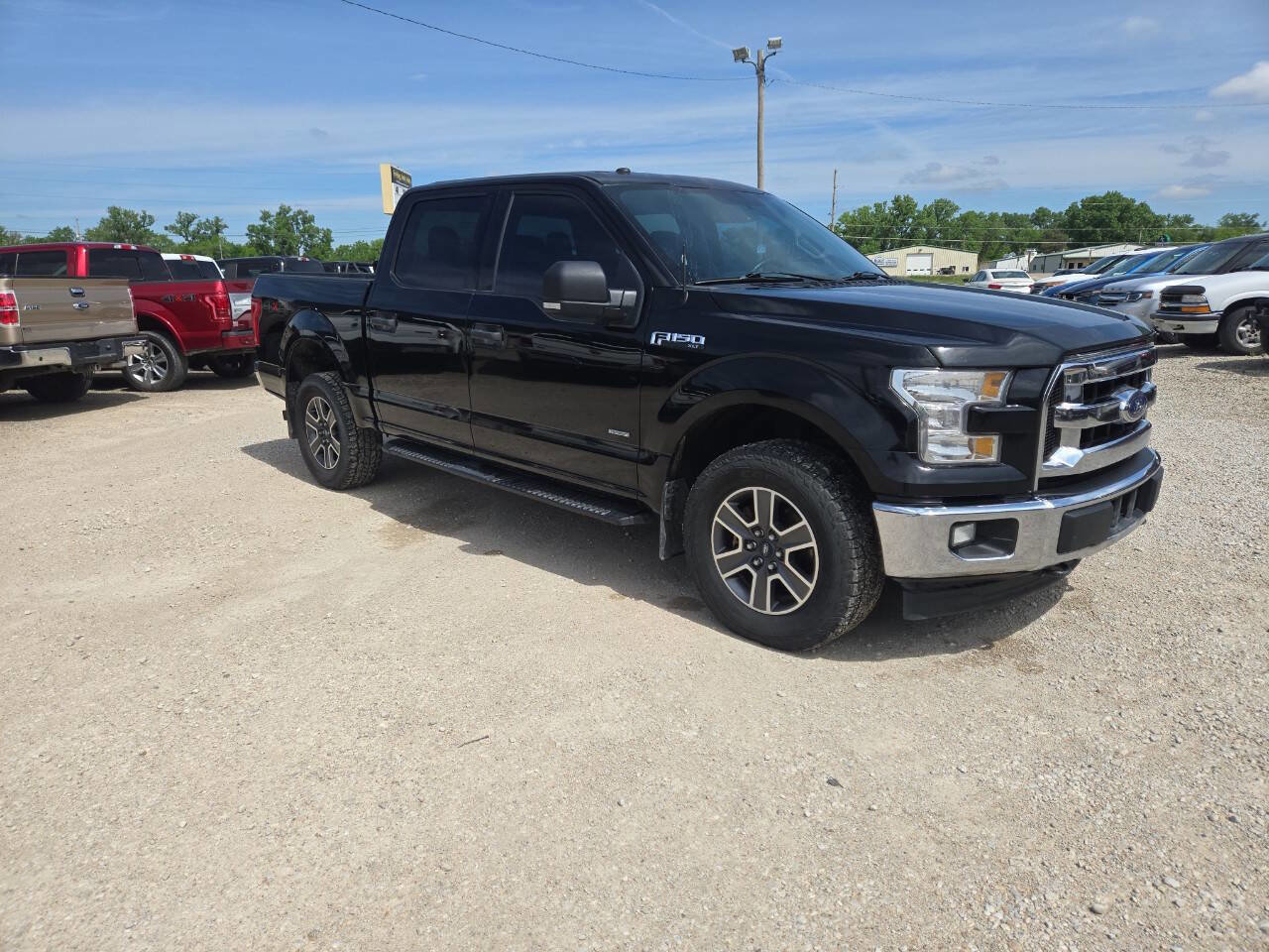 Used 2017 Ford F150 XLT w/ Equipment Group 301A Mid AWD/4WD image 1