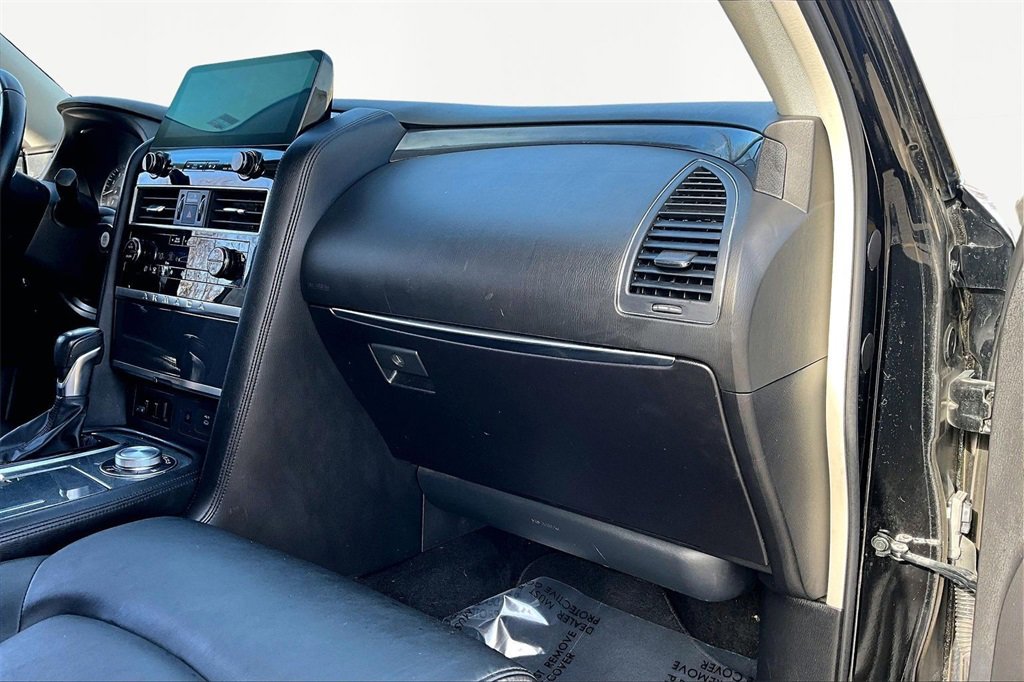 Used 2022 Nissan Armada SV image 17