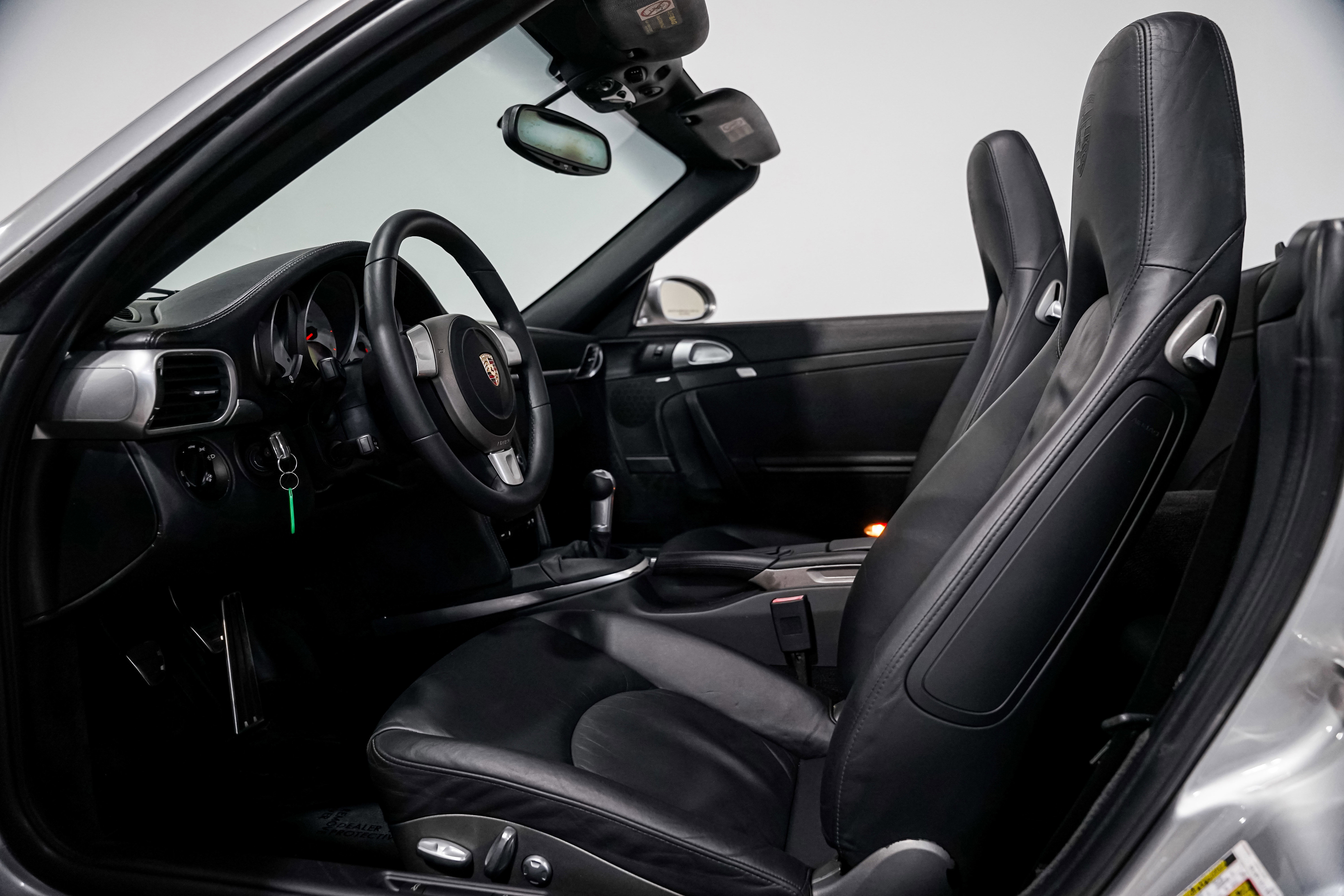 Used 2009 Porsche 911 Turbo image 18