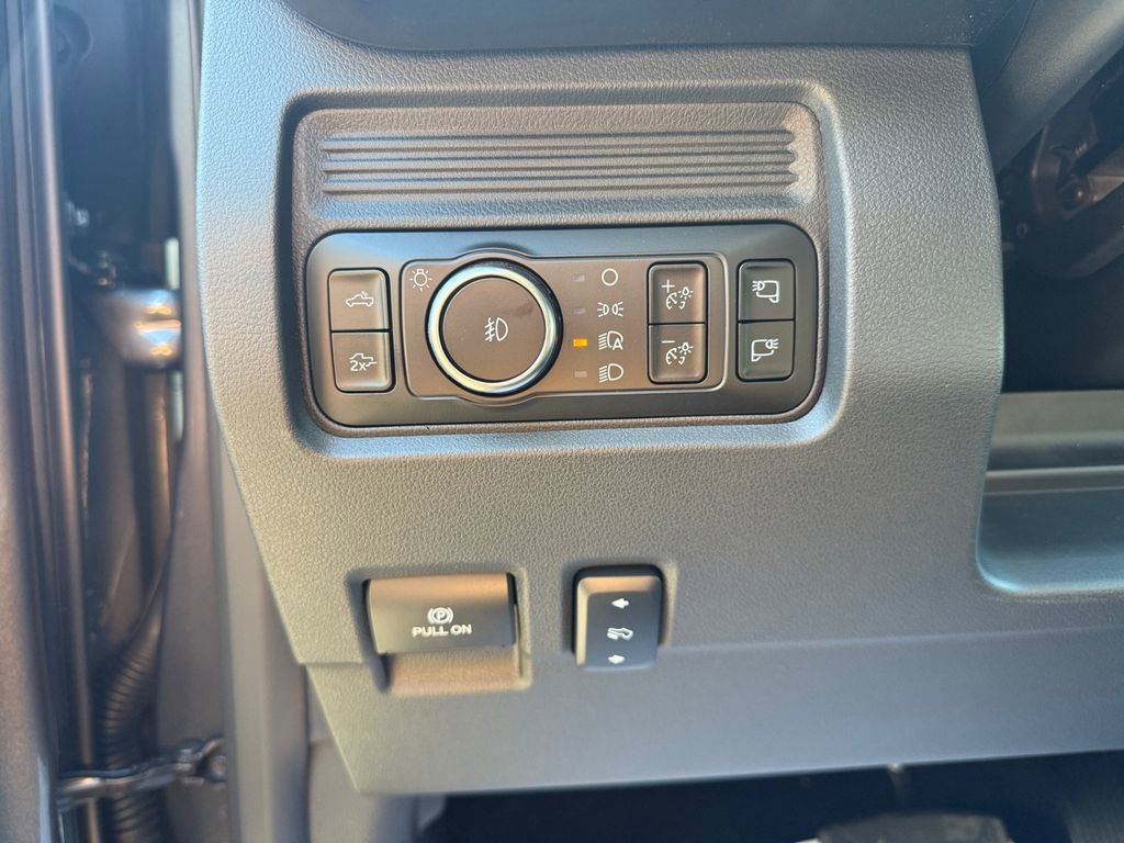 Certified 2026 Ford F350 Lariat w/ Lariat Premium Package image 30