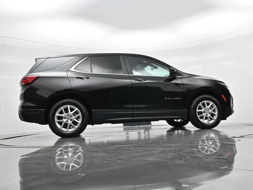 Used 2024 Chevrolet Equinox LT w/ LPO, Floor Liner Package FWD image 22