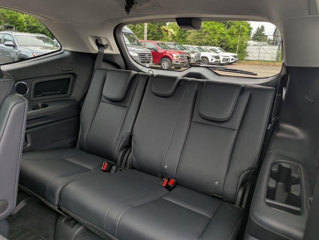 Used 2023 Subaru Ascent Touring AWD/4WD image 34