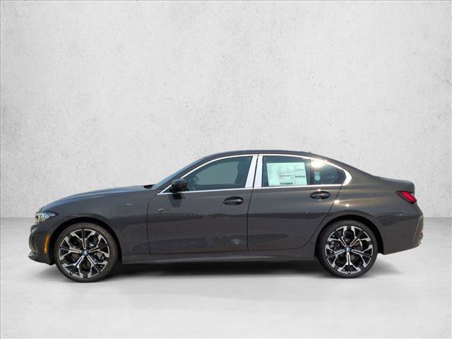 Used 2026 BMW 330i xDrive Sedan w/ Premium Package AWD/4WD image 5