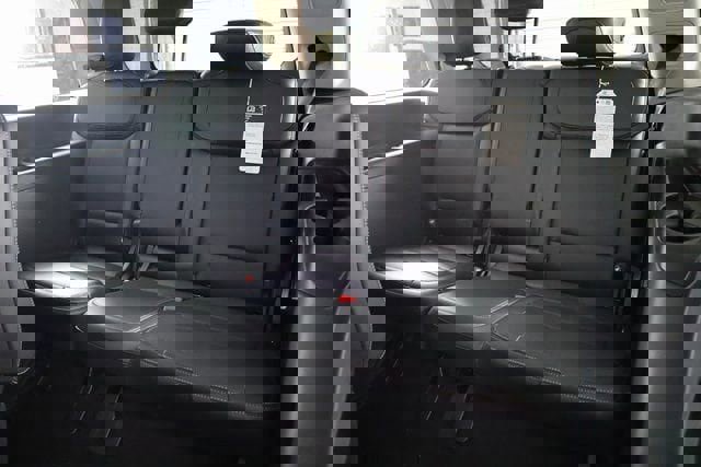 New 2025 Ford Expedition Platinum w/ Driver's Package image 23