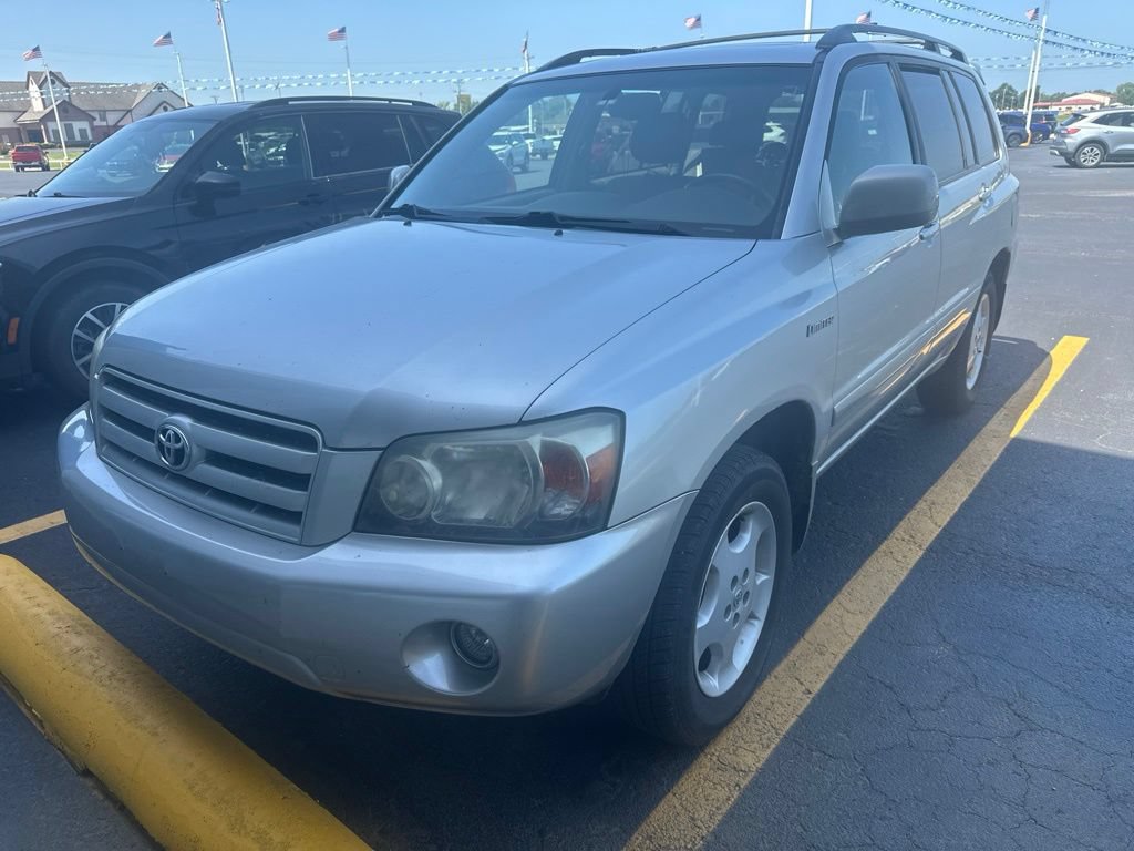 Used 2005 Toyota Highlander Limited AWD/4WD video 1