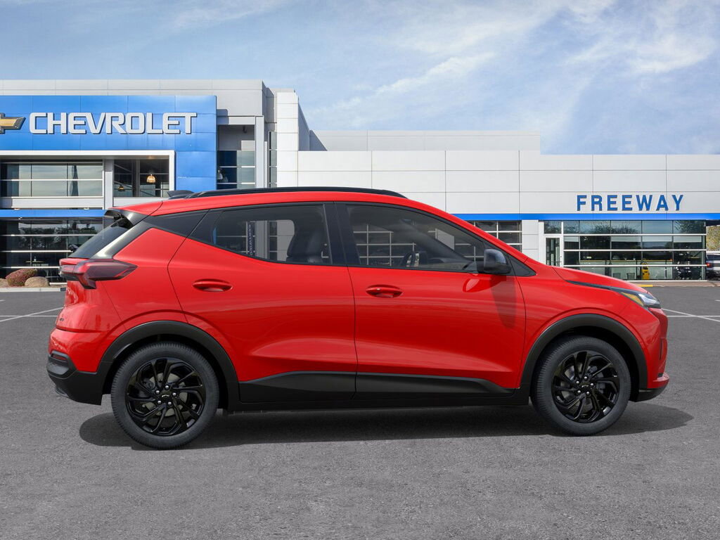 New 2027 Chevrolet Bolt RS w/ Technology Package FWD image 5
