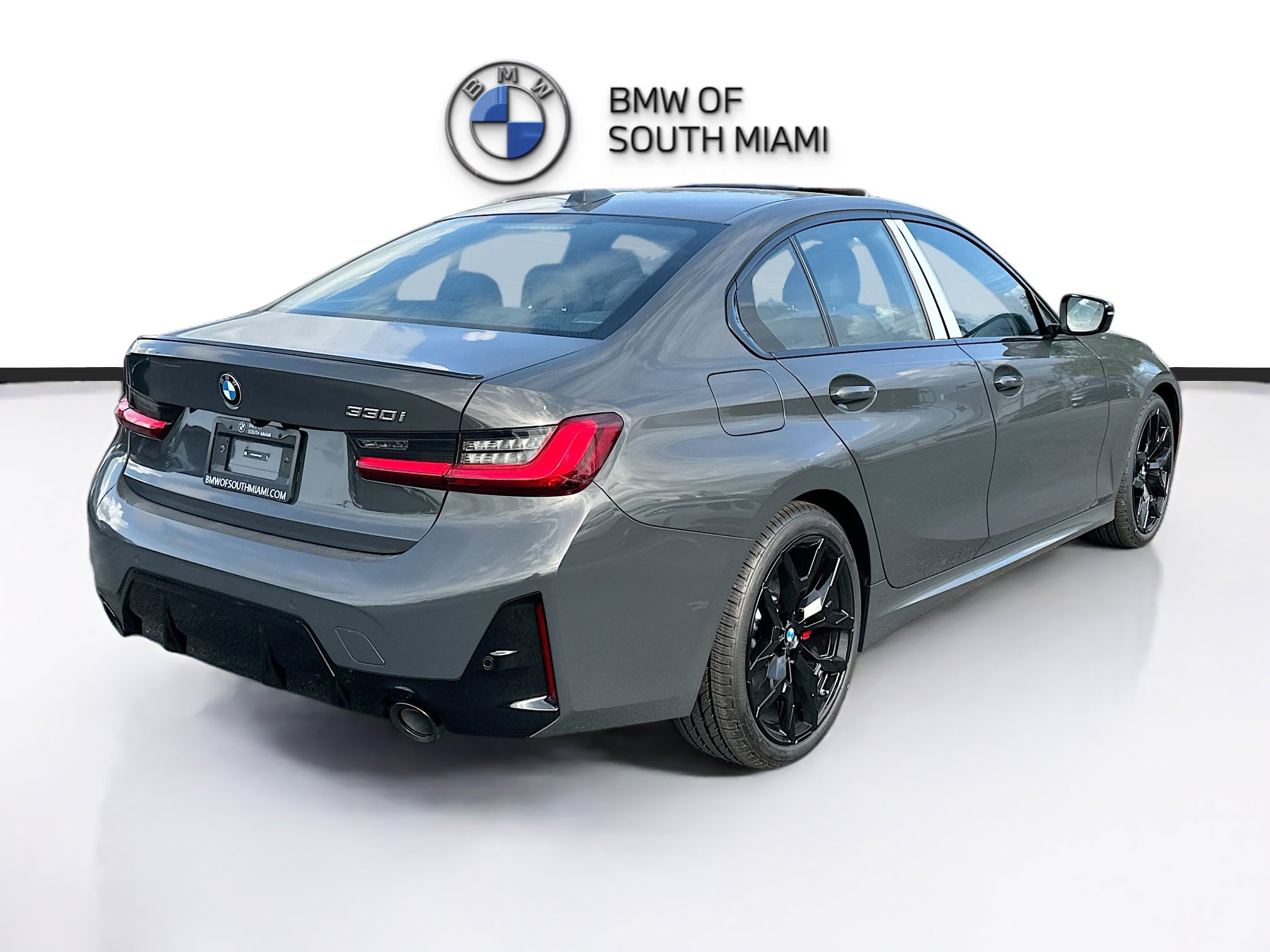 New 2026 BMW 330i Sedan w/ M Sport Package RWD image 6