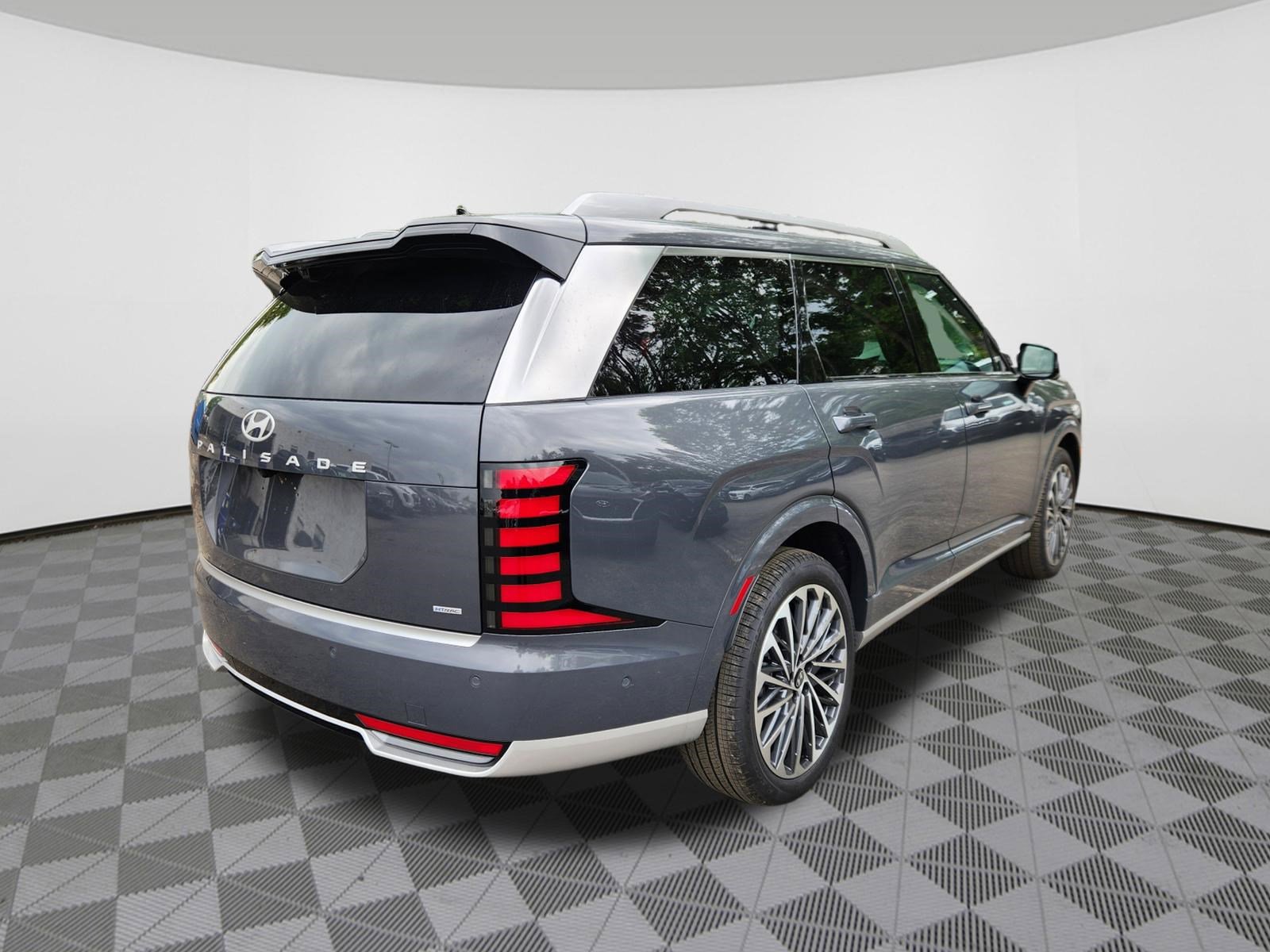 Used 2026 Hyundai Palisade Calligraphy AWD/4WD image 4