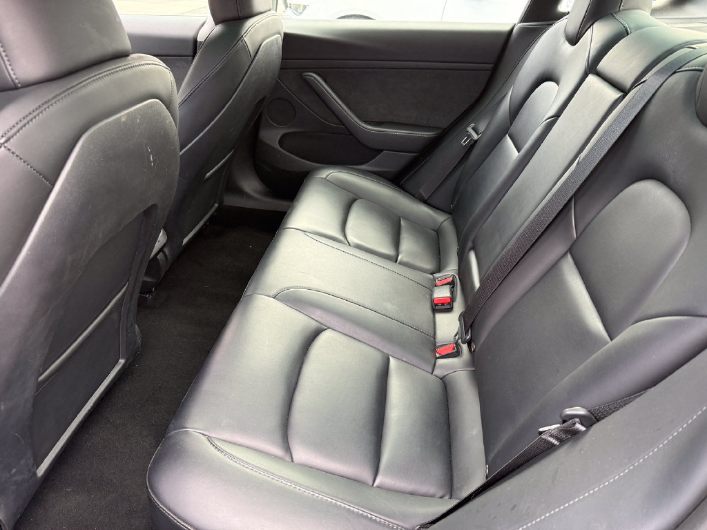 Used 2023 Tesla Model 3 Standard Range RWD image 5