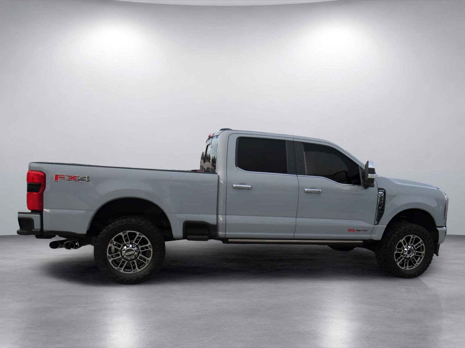 Used 2024 Ford F250 Limited w/ FX4 Off-Road Package AWD/4WD image 2