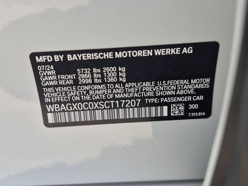 Certified 2025 BMW ALPINA B8 xDrive Gran Coupe AWD/4WD image 25