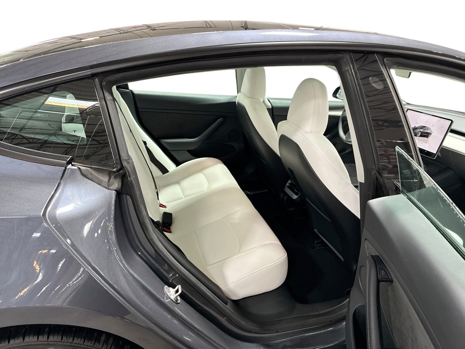 Certified 2023 Tesla Model 3 Long Range AWD/4WD image 11