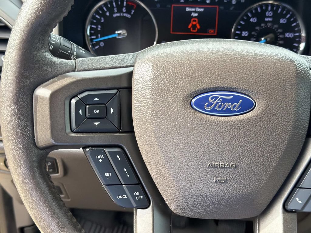 Used 2019 Ford Expedition XLT w/ Equipment Group 202A RWD image 26