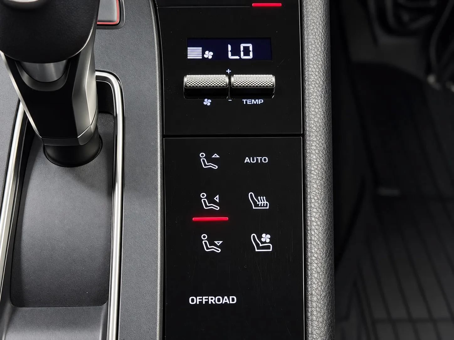 Used 2023 Porsche Macan S AWD/4WD image 53