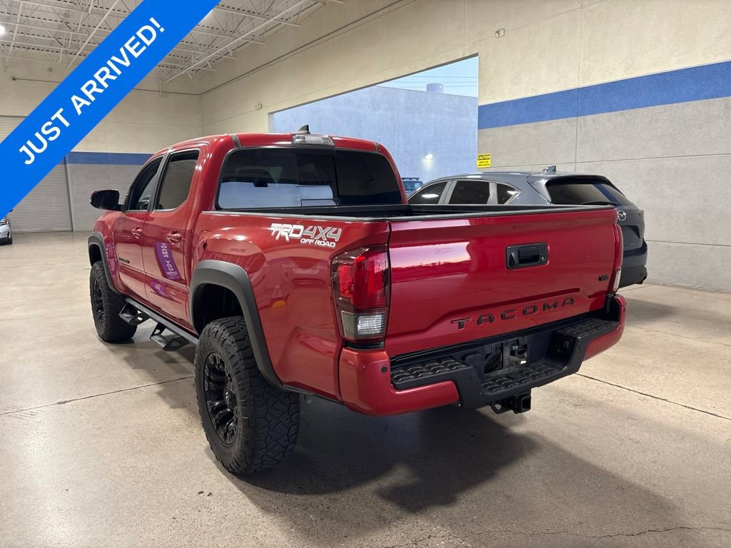 Used 2019 Toyota Tacoma TRD Off-Road w/ Technology Package AWD/4WD image 4