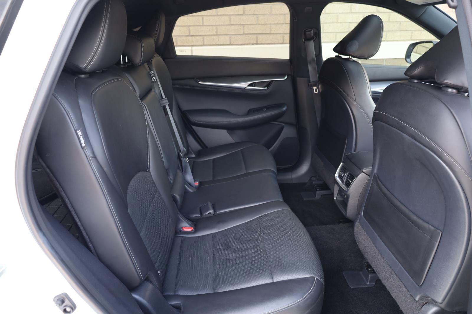 Used 2023 INFINITI QX55 Luxe w/ Cargo Package AWD/4WD image 26
