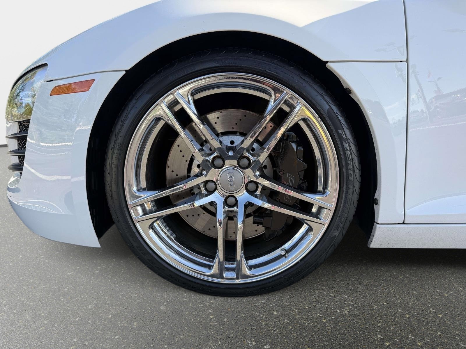 Used 2011 Audi R8 V8 image 12