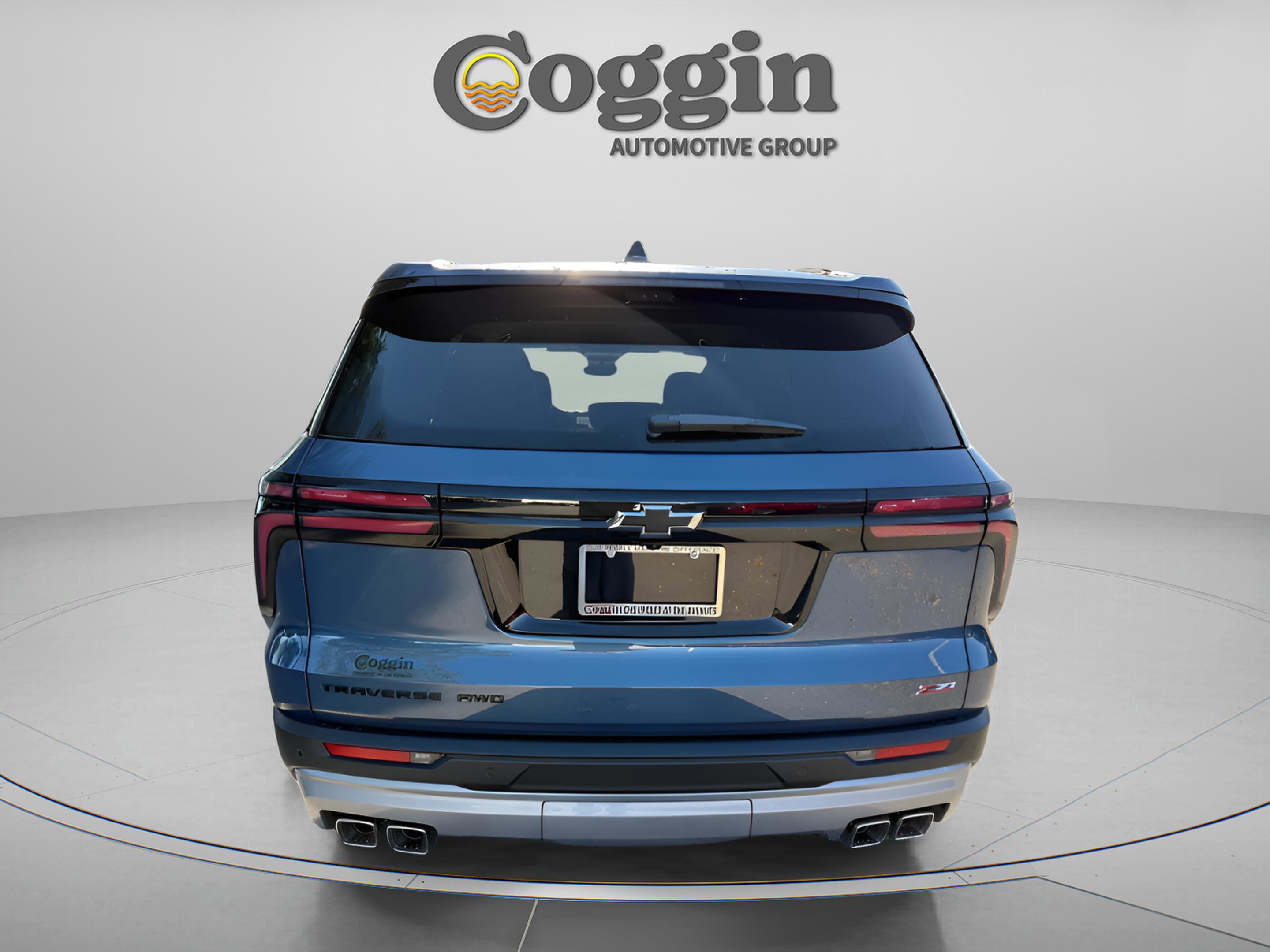 New 2026 Chevrolet Traverse Z71 w/ Driver Confidence Package image 3