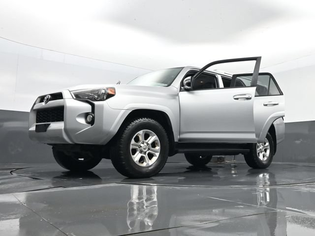 Used 2015 Toyota 4Runner SR5 Premium AWD/4WD image 30