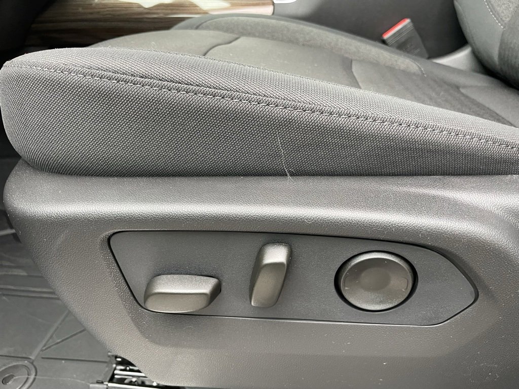 New 2026 Chevrolet Silverado 1500 LT image 12