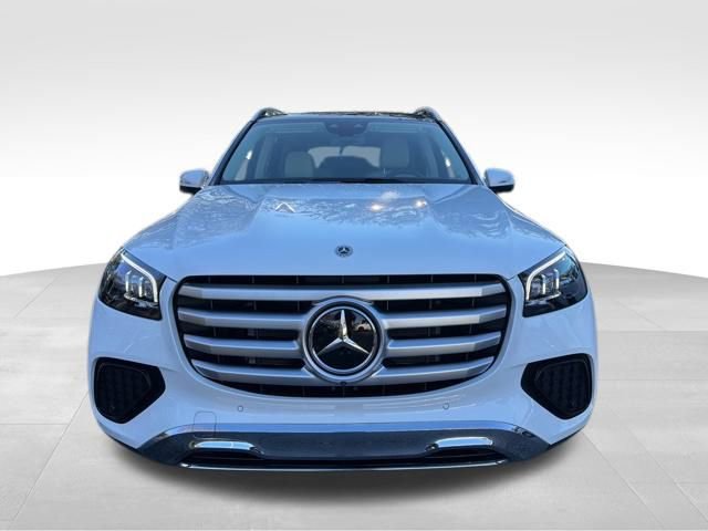 Certified 2026 Mercedes-Benz GLS 450 4MATIC image 11