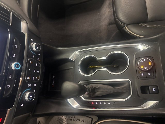 Used 2023 Chevrolet Traverse Premier w/ Redline Edition image 26