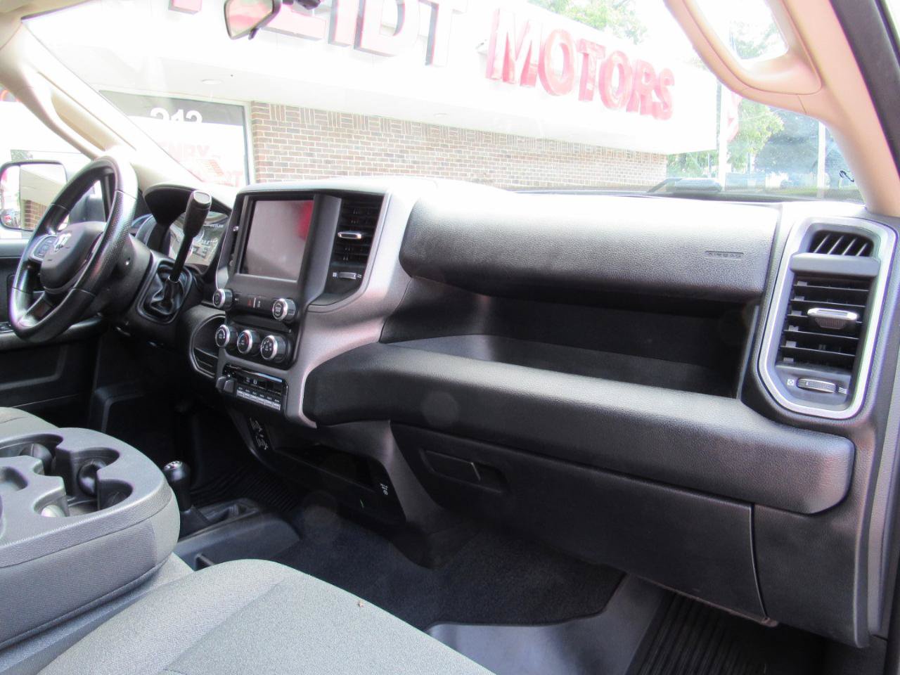 Used 2020 RAM 3500 Tradesman AWD/4WD image 33