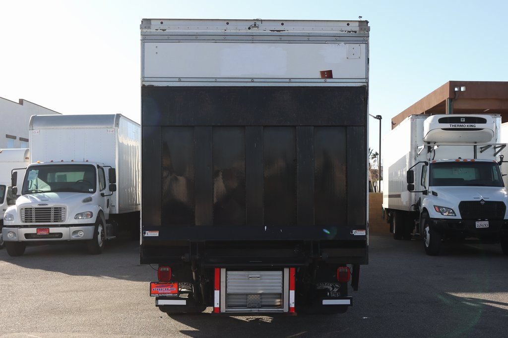 Used 2017 Ford F550 2WD Regular Cab Super Duty image 7
