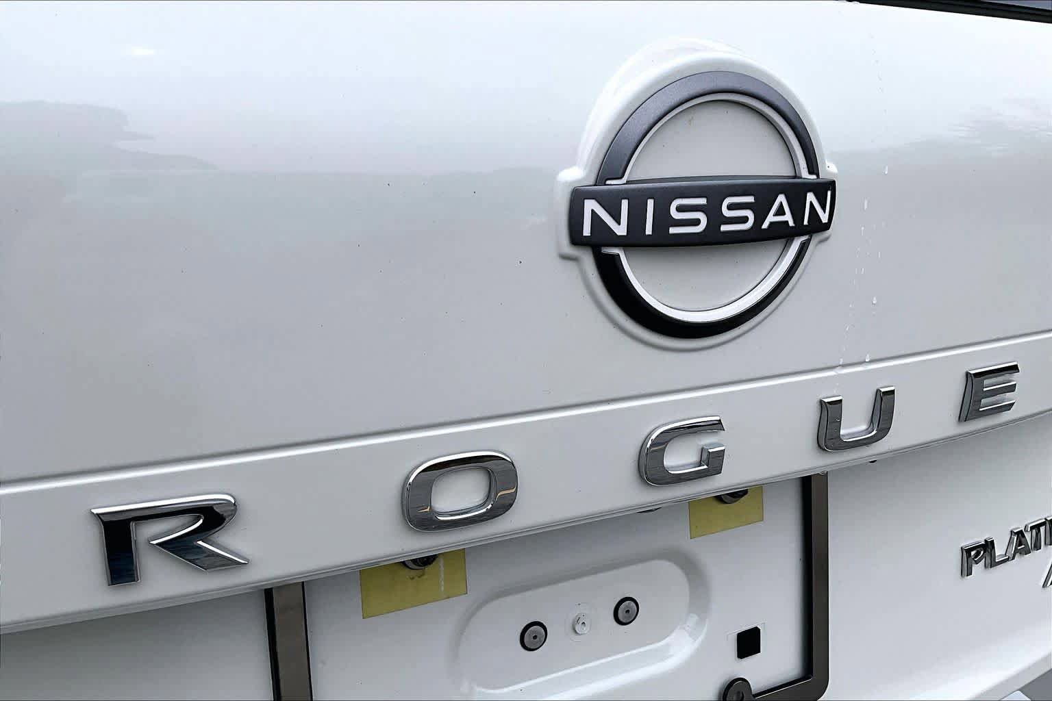 Used 2023 Nissan Rogue Platinum AWD/4WD image 33