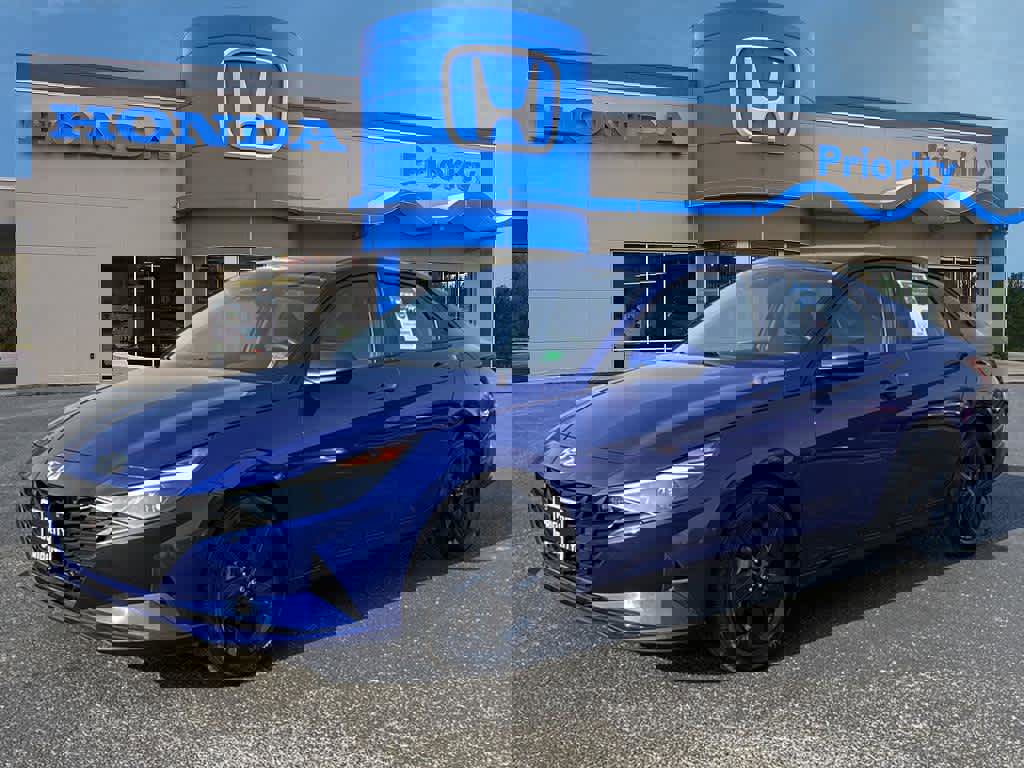 Used 2023 Hyundai Elantra SEL