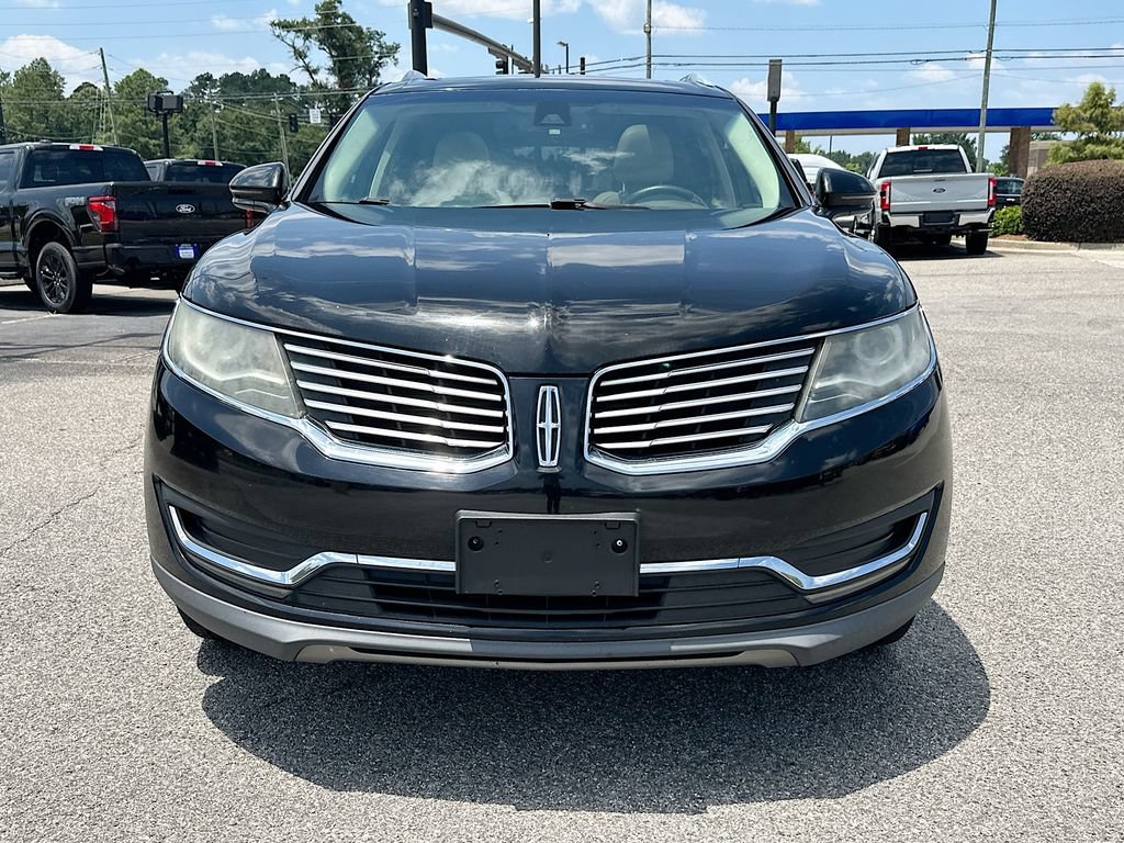 Used 2017 Lincoln MKX Reserve w/ Lincoln MKX Climate Package FWD image 5