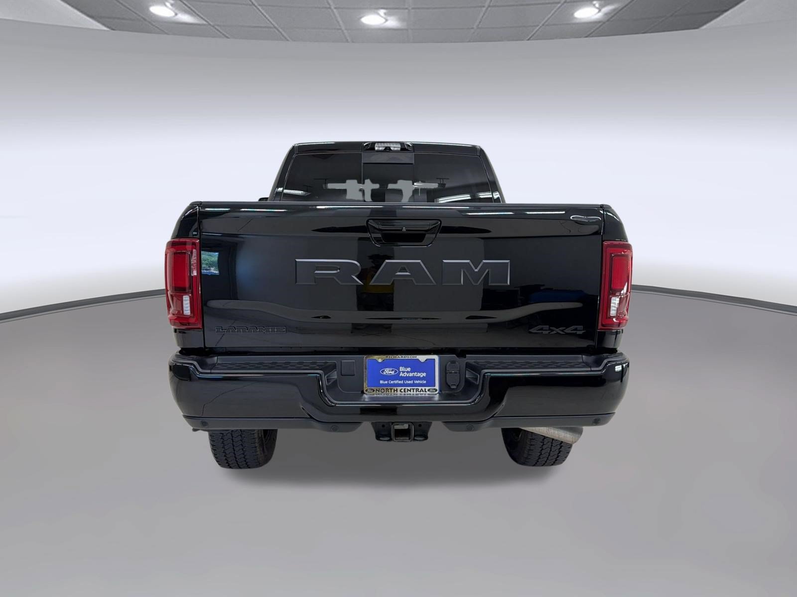 Used 2025 RAM 2500 Laramie w/ Night Edition AWD/4WD image 10