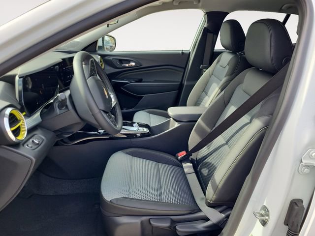 New 2026 Chevrolet Trax LT w/ Driver Confidence Package image 11