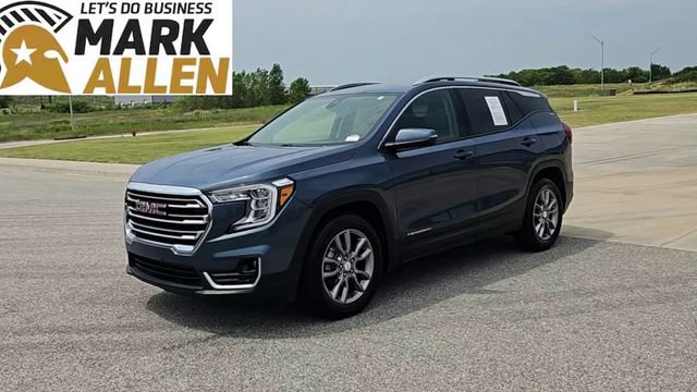 Used 2024 GMC Terrain SLT FWD image 4